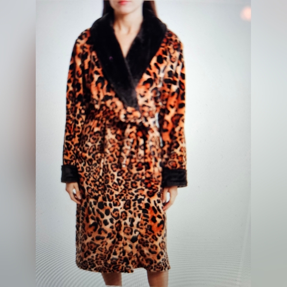 ANNE KLEIN CHEETAH PRINT LONG ROBE (NWT) - Picture 12 of 12